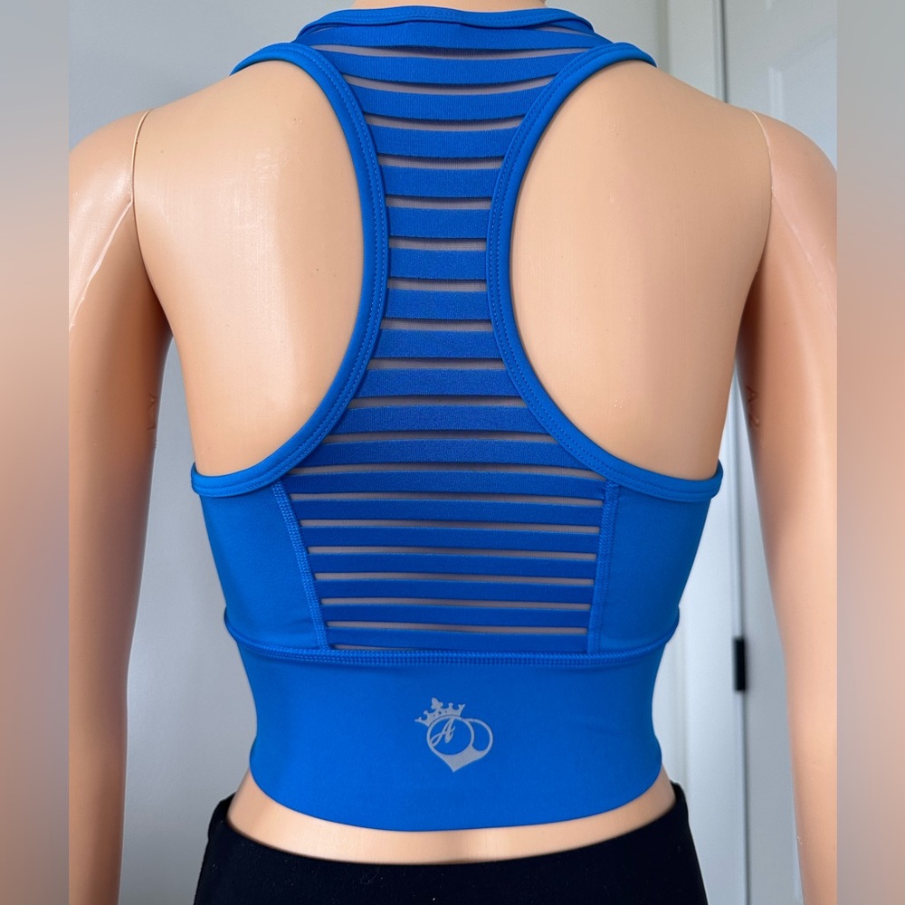 Booty Queen NWOT Crop Top
